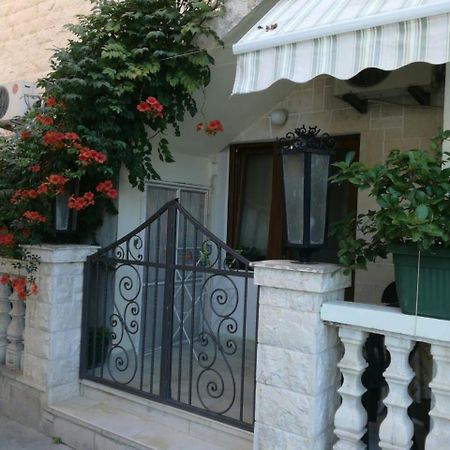 Romana 1 Tivat Ngoại thất bức ảnh