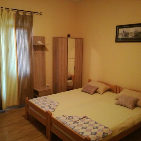 Romana 1 Tivat Ngoại thất bức ảnh
