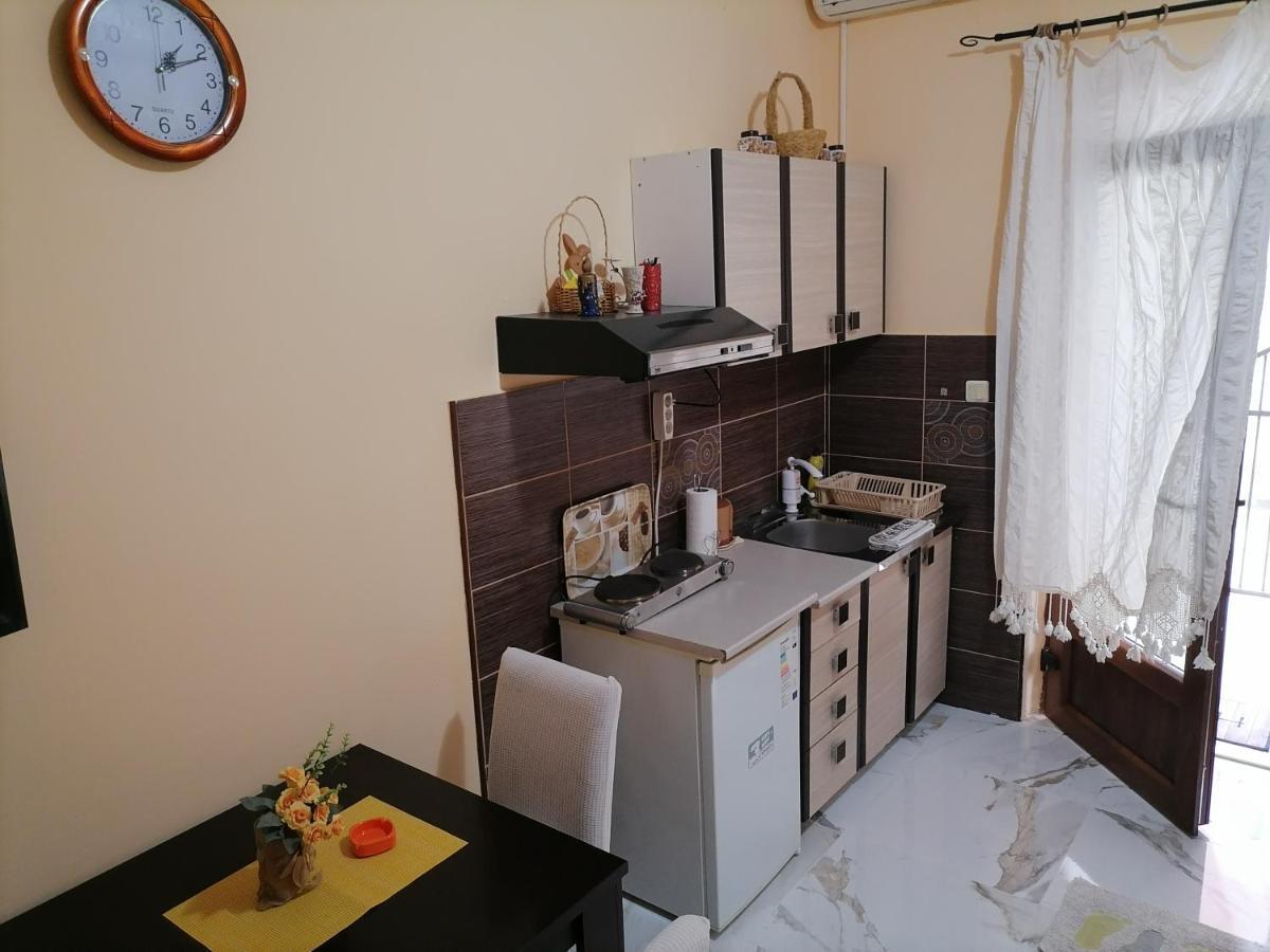 Romana 1 Tivat Ngoại thất bức ảnh